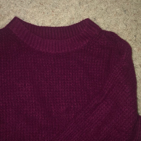 American Eagle Outfitters Sweaters - American Eagle pullover sweater